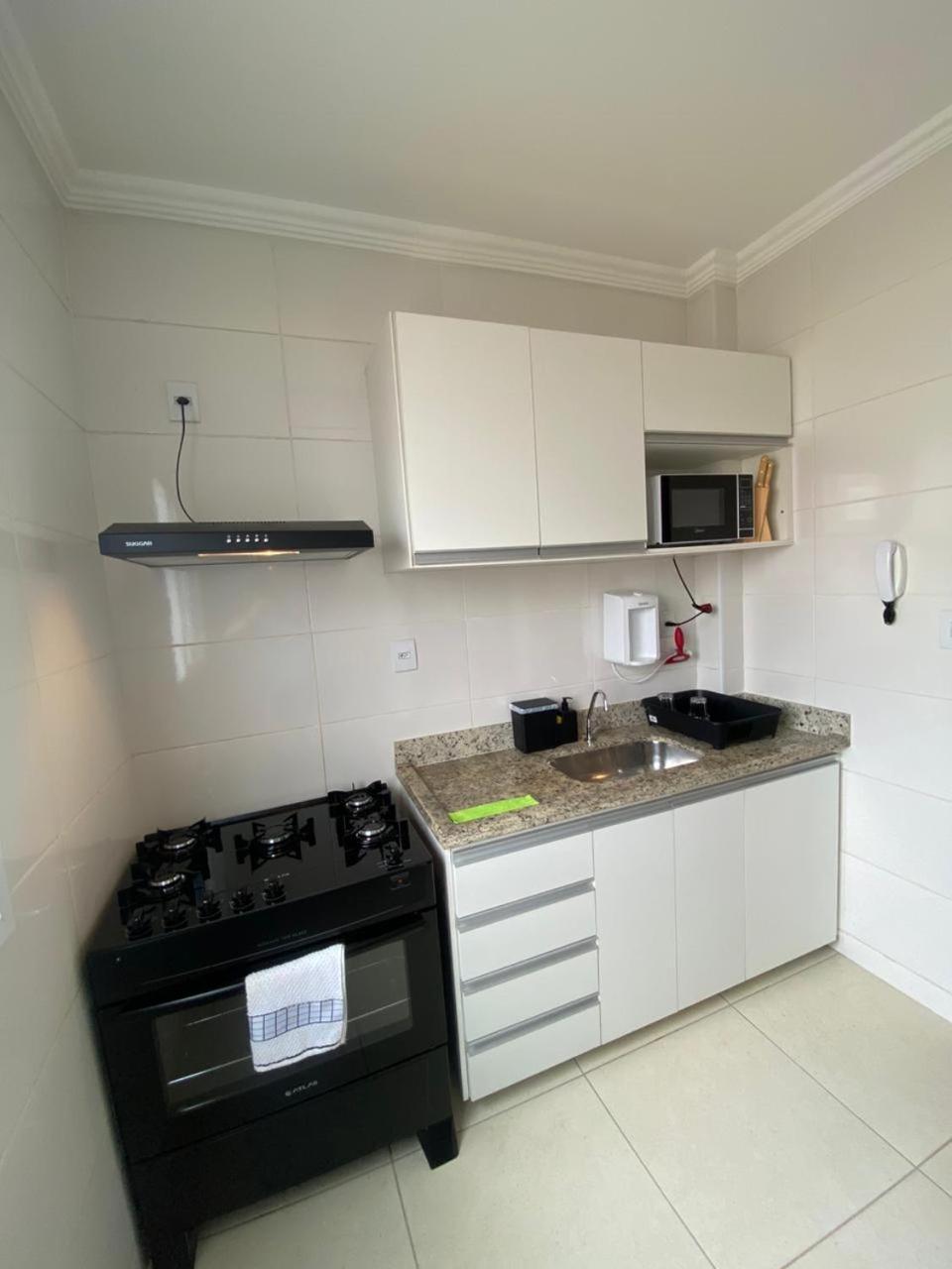 Ap 103 - Santa Monica, -mg Apartamento